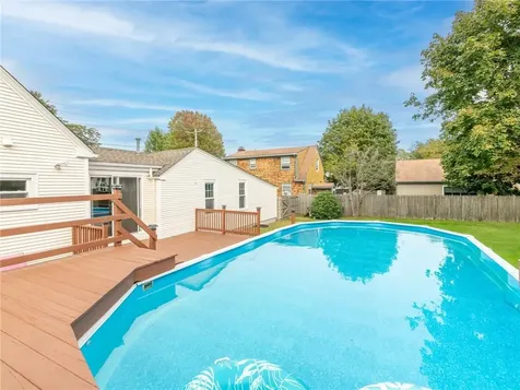 25 Woodbine Street East Providence RI 02915