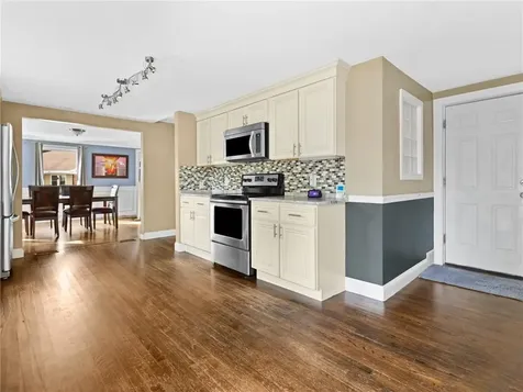 25 Woodbine Street East Providence RI 02915