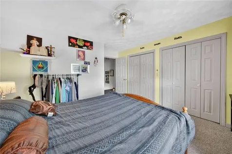 24 Iris Lane North Providence RI 02911