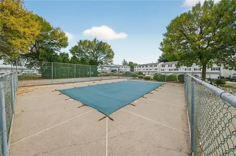 24 Iris Lane North Providence RI 02911