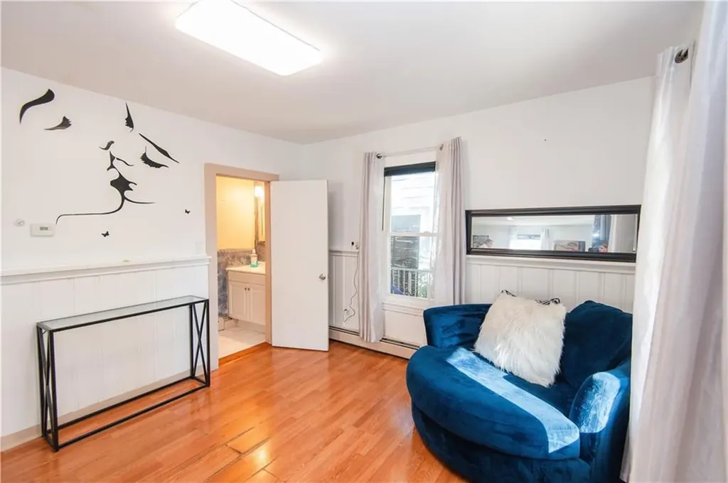 394 Third Avenue Woonsocket RI 02895