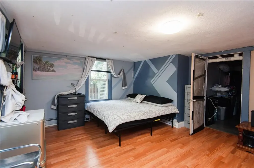 394 Third Avenue Woonsocket RI 02895