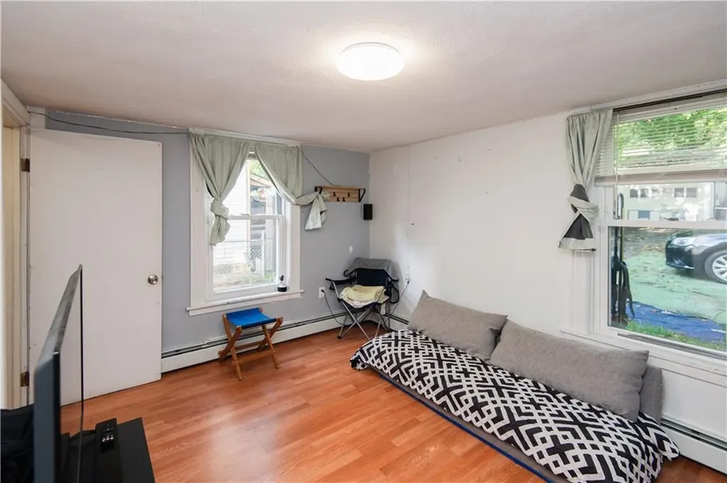 394 Third Avenue Woonsocket RI 02895