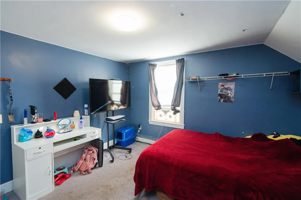 394 Third Avenue Woonsocket RI 02895