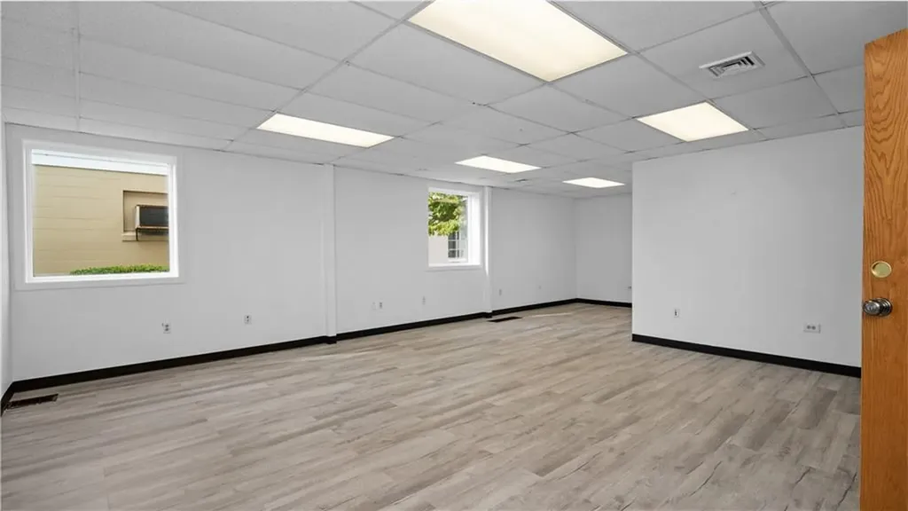 1429 Warwick Avenue Warwick RI 02888