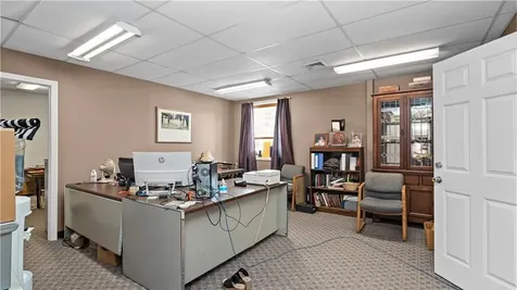1429 Warwick Avenue Warwick RI 02888