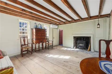 16 Tanyard Lane Glocester RI 02814