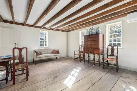 16 Tanyard Lane Glocester RI 02814