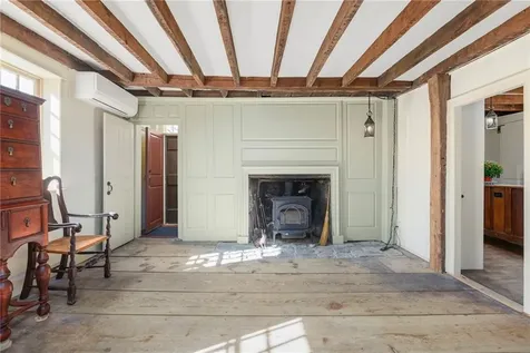 16 Tanyard Lane Glocester RI 02814