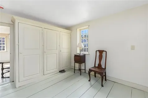 16 Tanyard Lane Glocester RI 02814