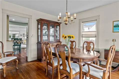 129 Bliss Mine Road Newport RI 02840