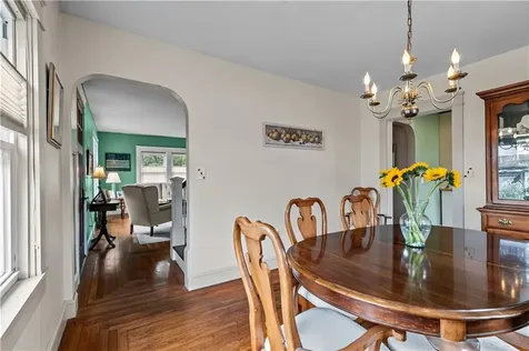 129 Bliss Mine Road Newport RI 02840