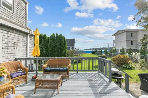 129 Bliss Mine Road Newport RI 02840