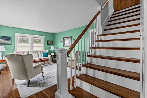 129 Bliss Mine Road Newport RI 02840