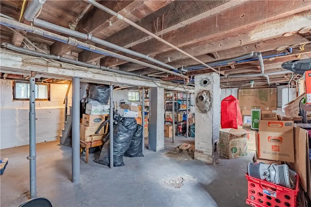 11 Togansett Road Providence RI 02905