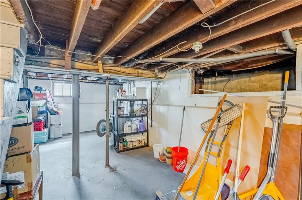 11 Togansett Road Providence RI 02905