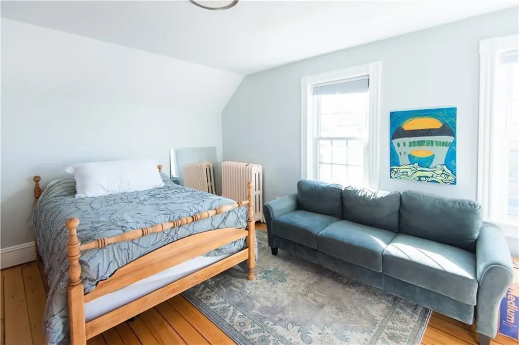 21 Congdon Avenue Newport RI 02840