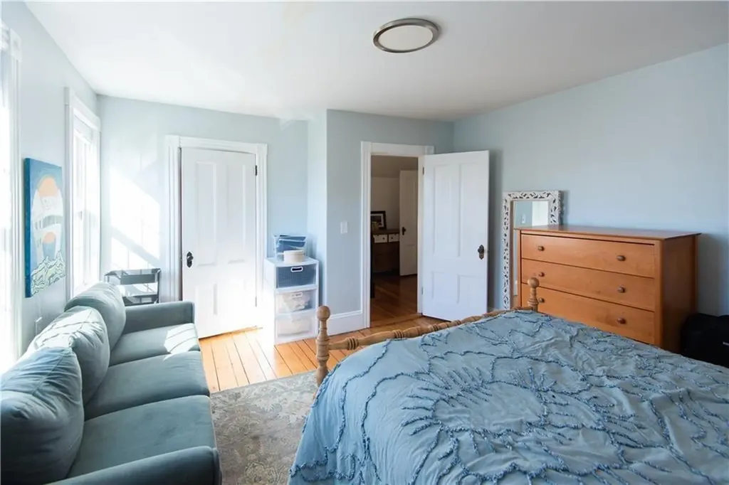 21 Congdon Avenue Newport RI 02840