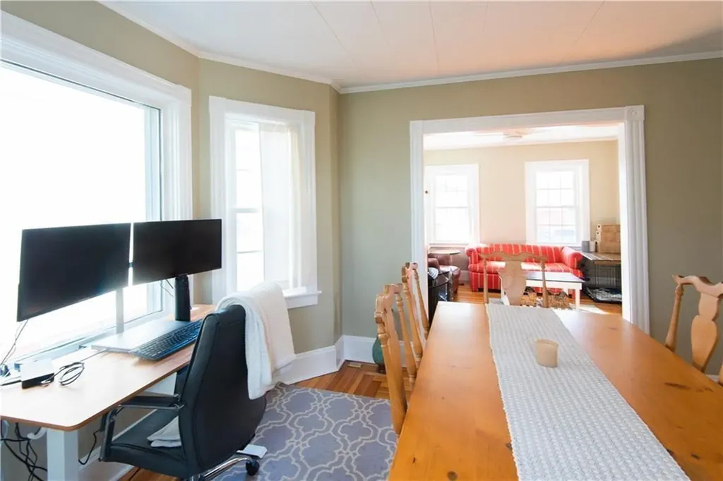 21 Congdon Avenue Newport RI 02840