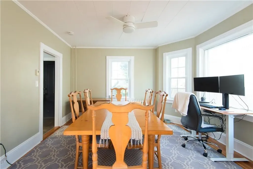 21 Congdon Avenue Newport RI 02840