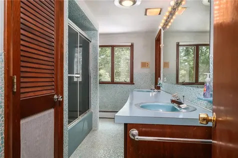 1 Rocky Crest Road Cumberland RI 02864