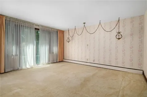 1 Rocky Crest Road Cumberland RI 02864