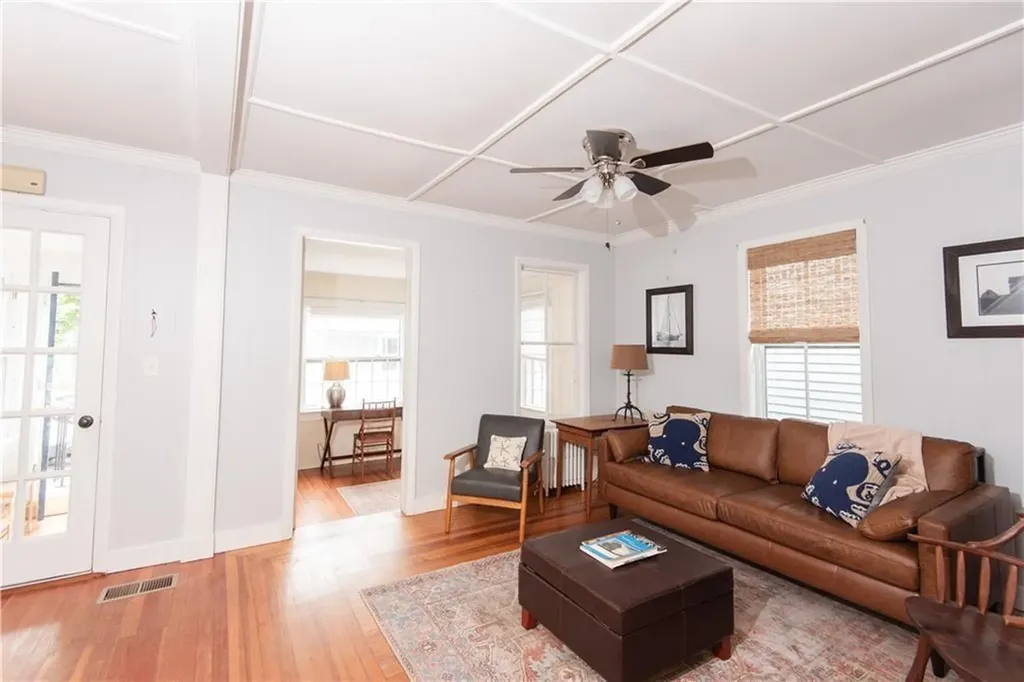 12 Maitland Court Newport RI 02840