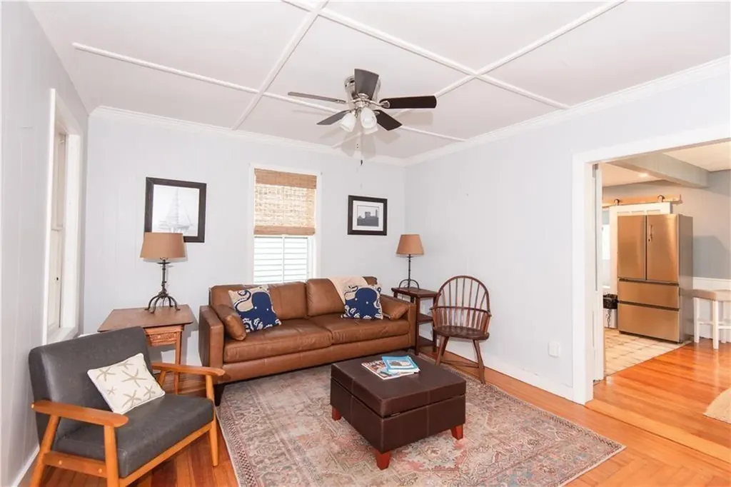 12 Maitland Court Newport RI 02840