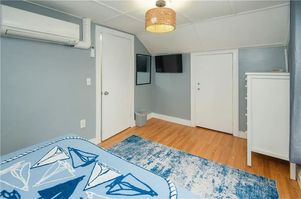 12 Maitland Court Newport RI 02840
