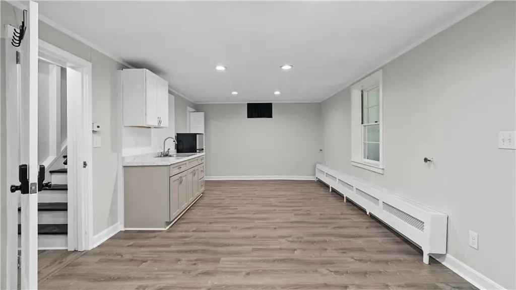 36 Woodland Avenue Coventry RI 02816