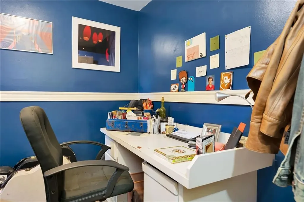 86 Lane 5 Avenue Warwick RI 02888