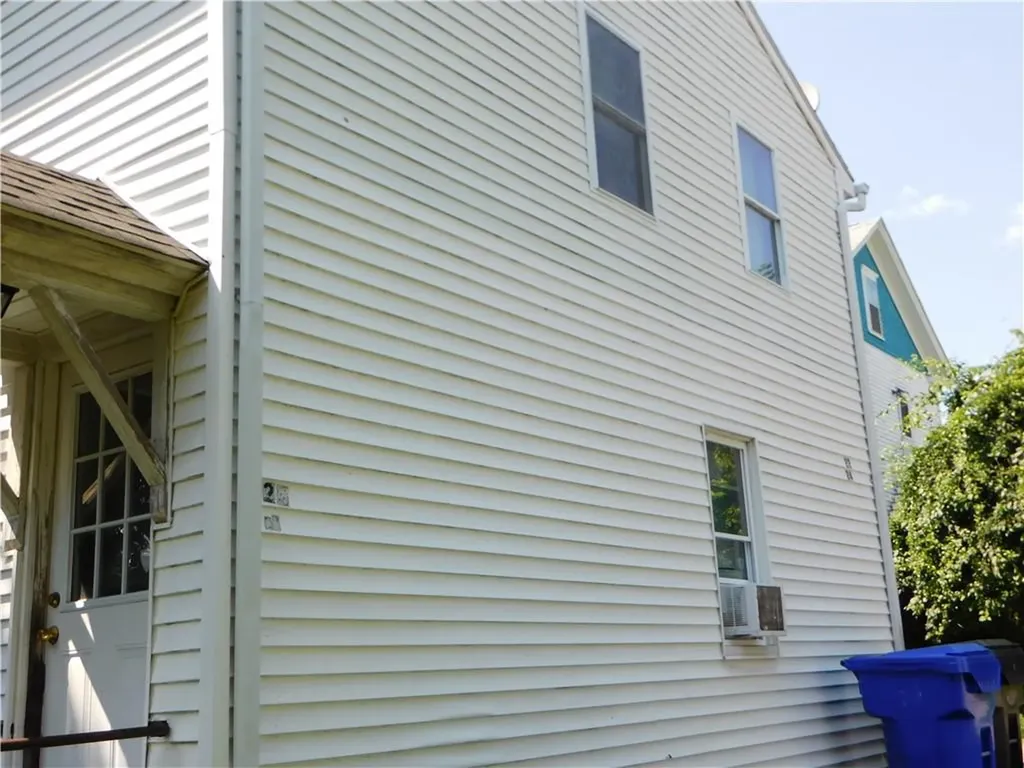 22 24 Douglas Street West Warwick RI 02893
