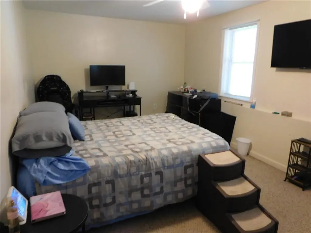 22 24 Douglas Street West Warwick RI 02893