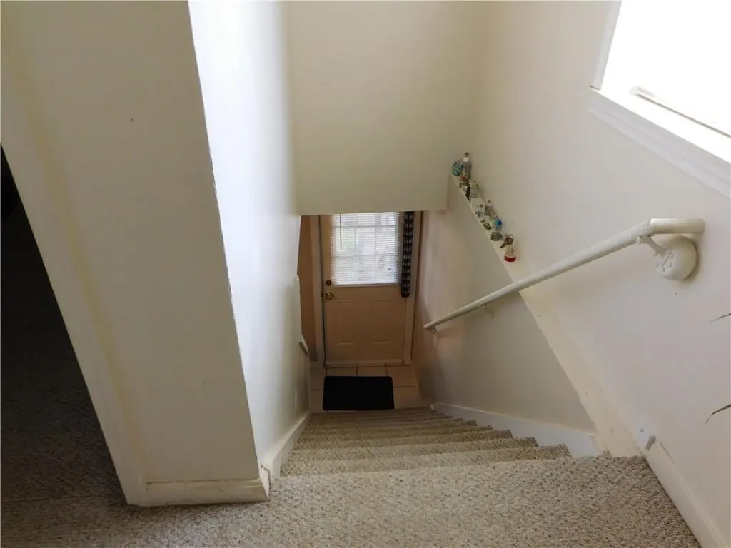 22 24 Douglas Street West Warwick RI 02893
