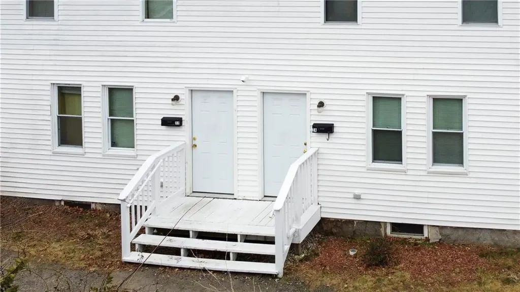 22 24 Douglas Street West Warwick RI 02893