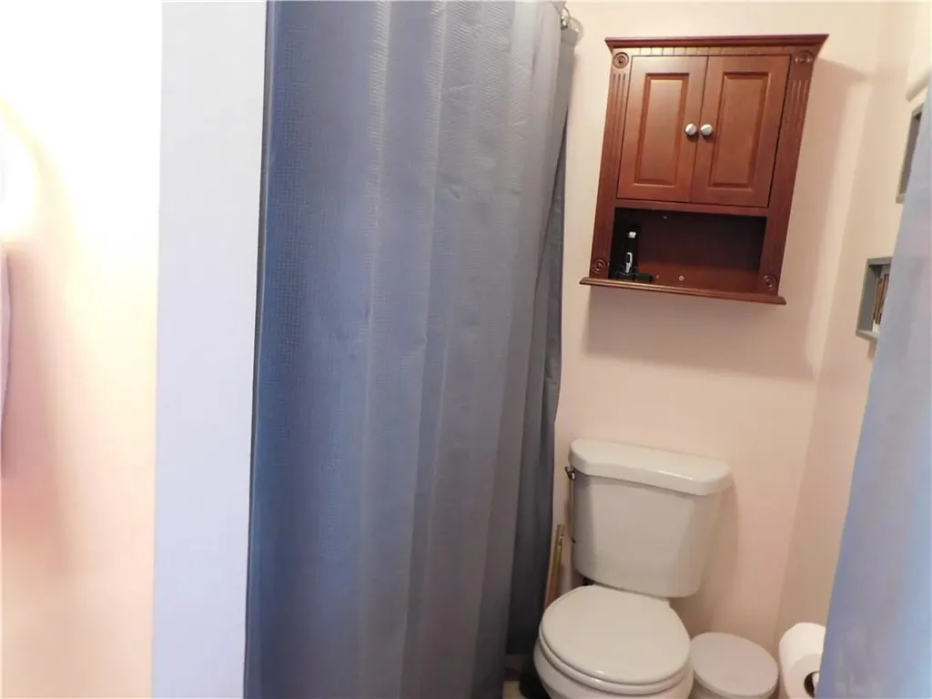 22 24 Douglas Street West Warwick RI 02893