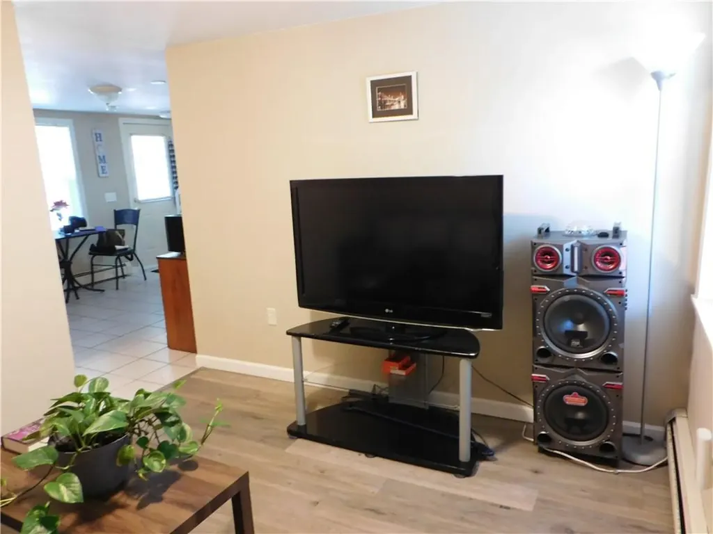 22 24 Douglas Street West Warwick RI 02893