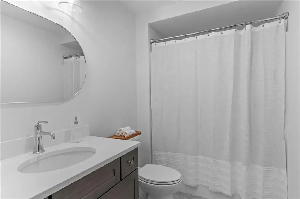 62 Red Maple Lane Warwick RI 02886