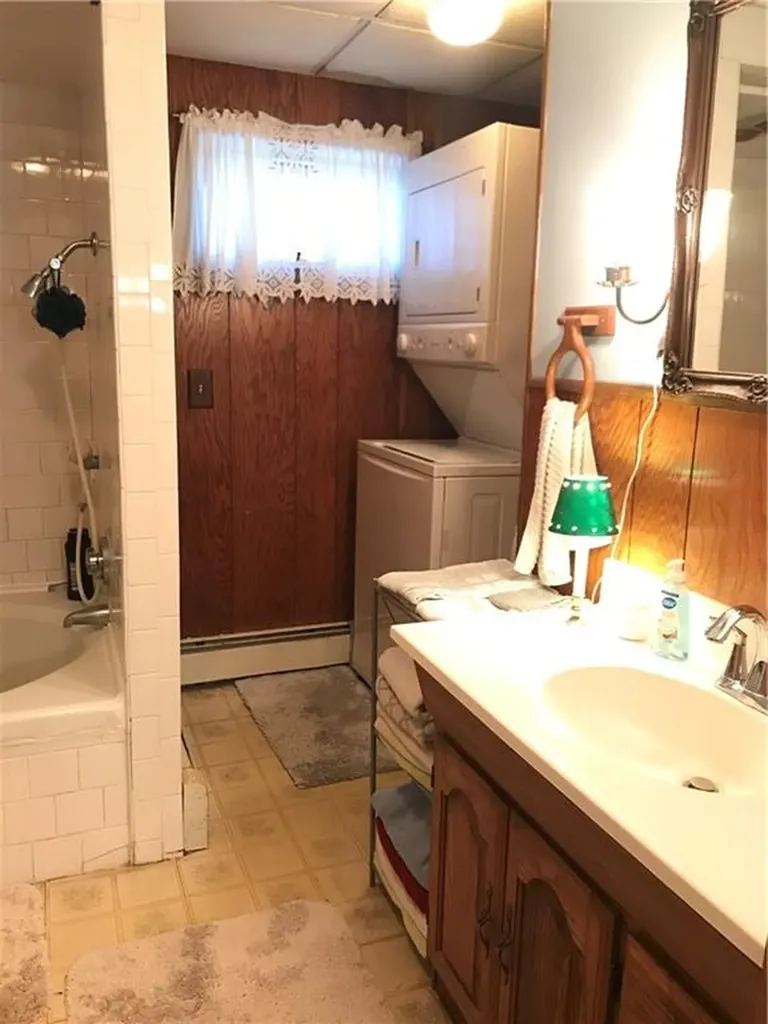 179 Lane 4 Warwick RI 02888