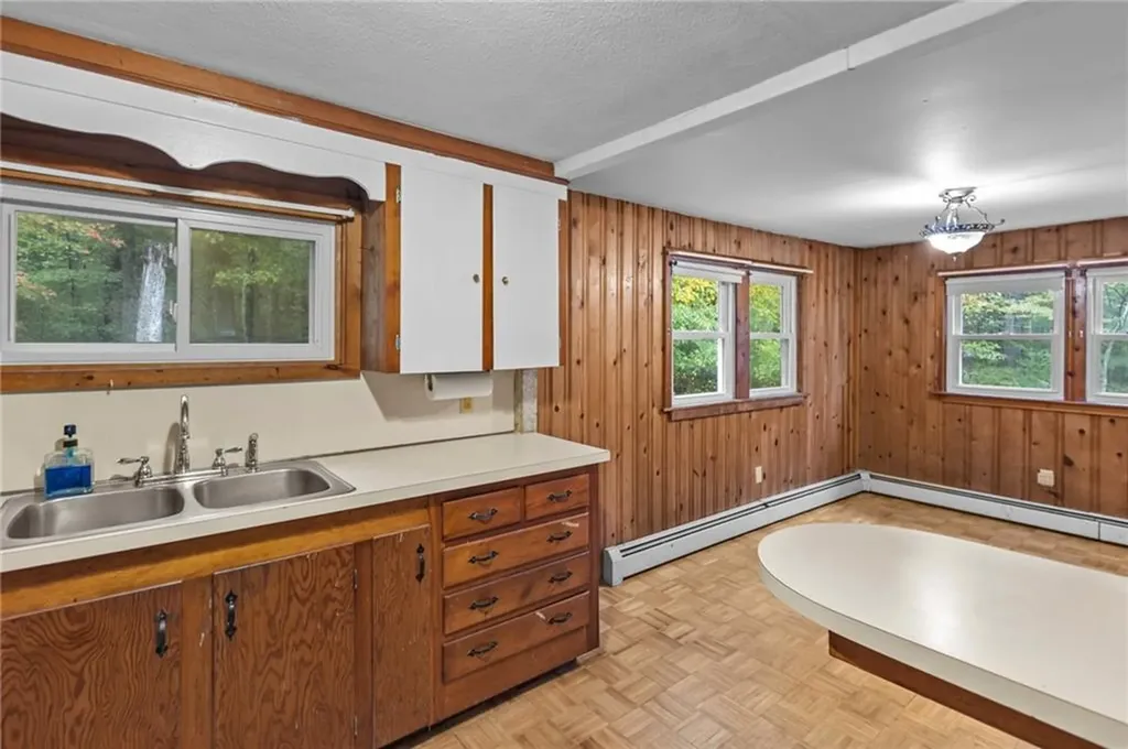1091 Snake Hill Road Glocester RI 02857