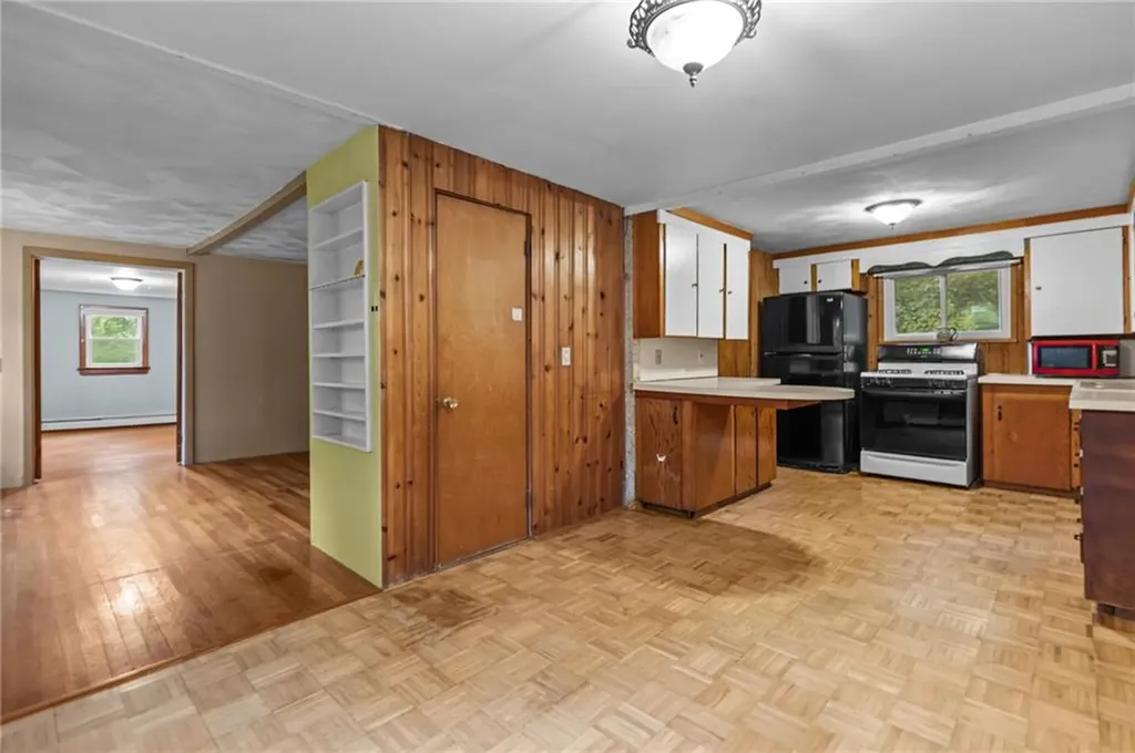 1091 Snake Hill Road Glocester RI 02857