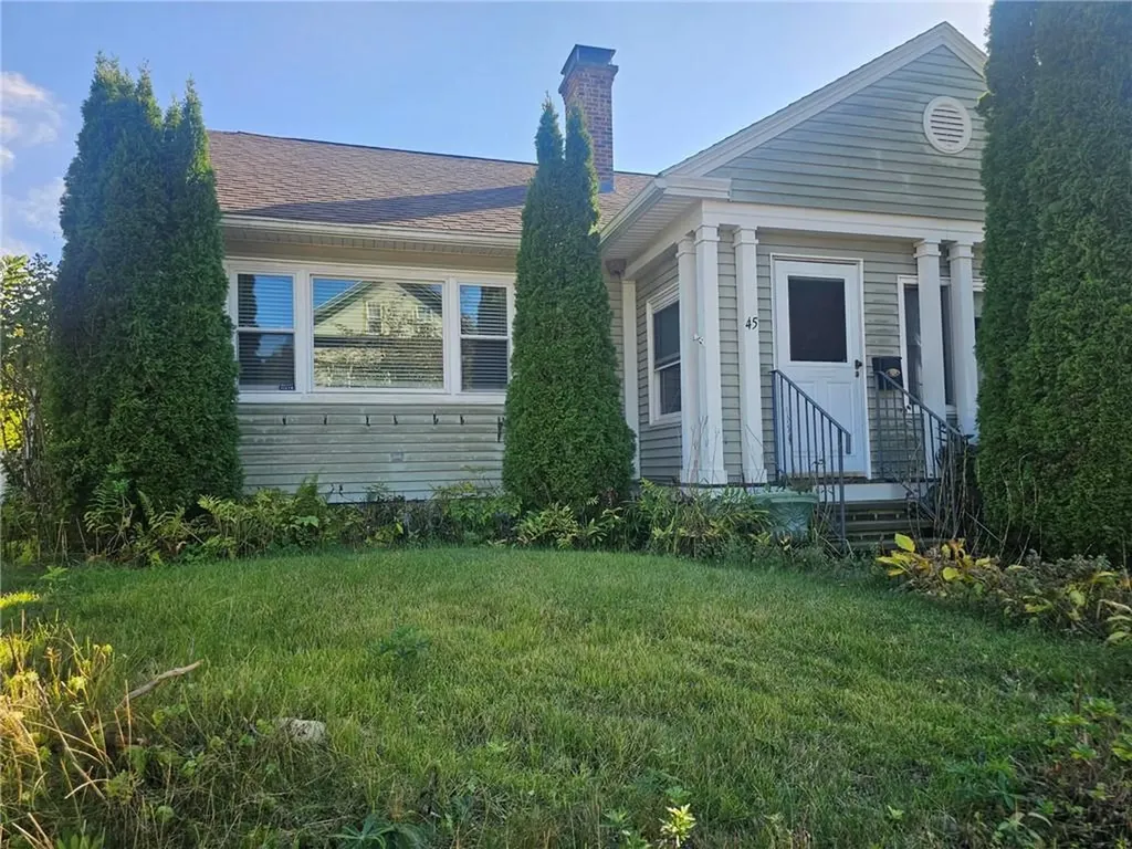 45 Cross Street Westerly RI 02891