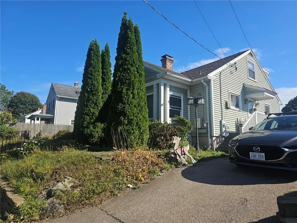 45 Cross Street Westerly RI 02891