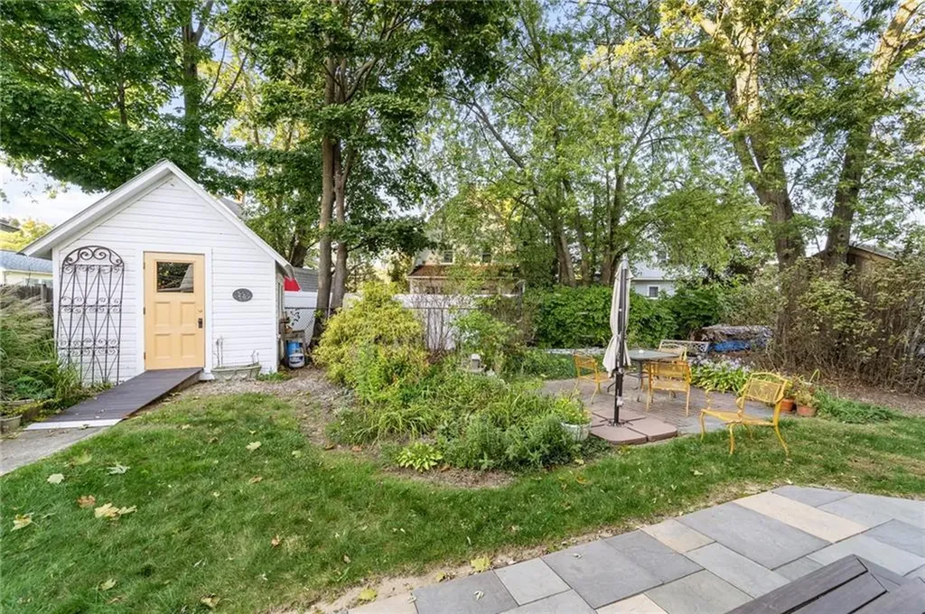 173 Grand Avenue Cranston RI 02905