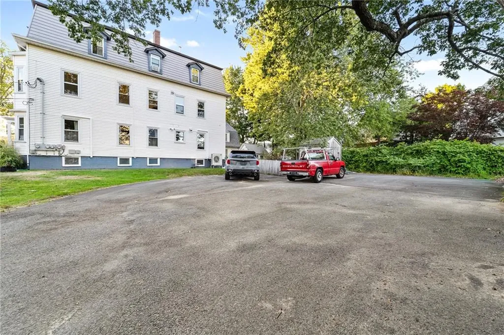 173 Grand Avenue Cranston RI 02905