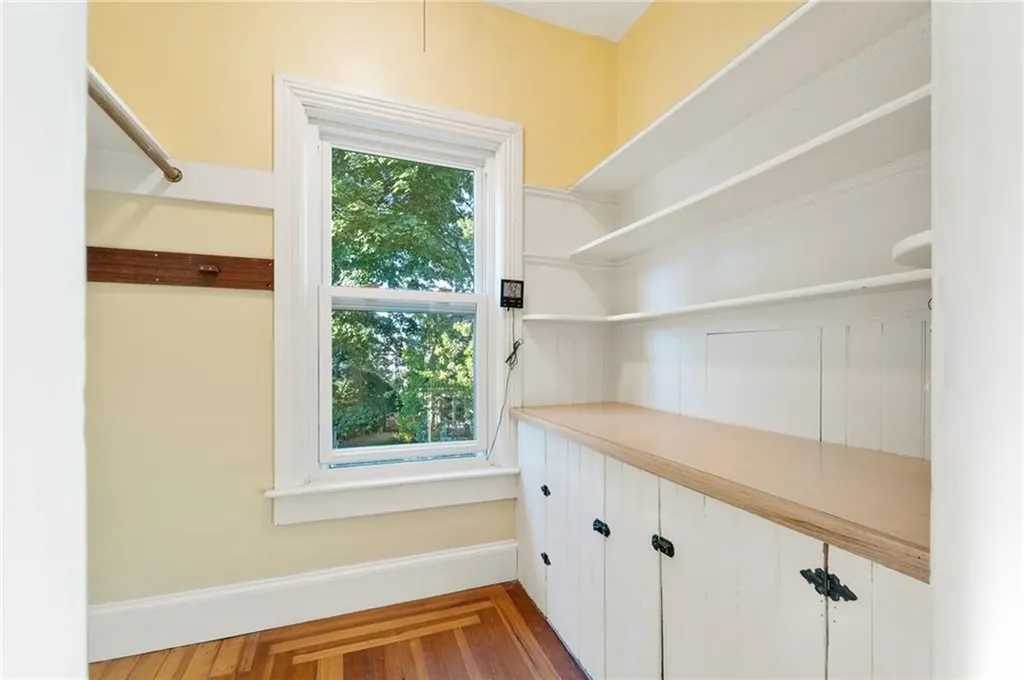 173 Grand Avenue Cranston RI 02905