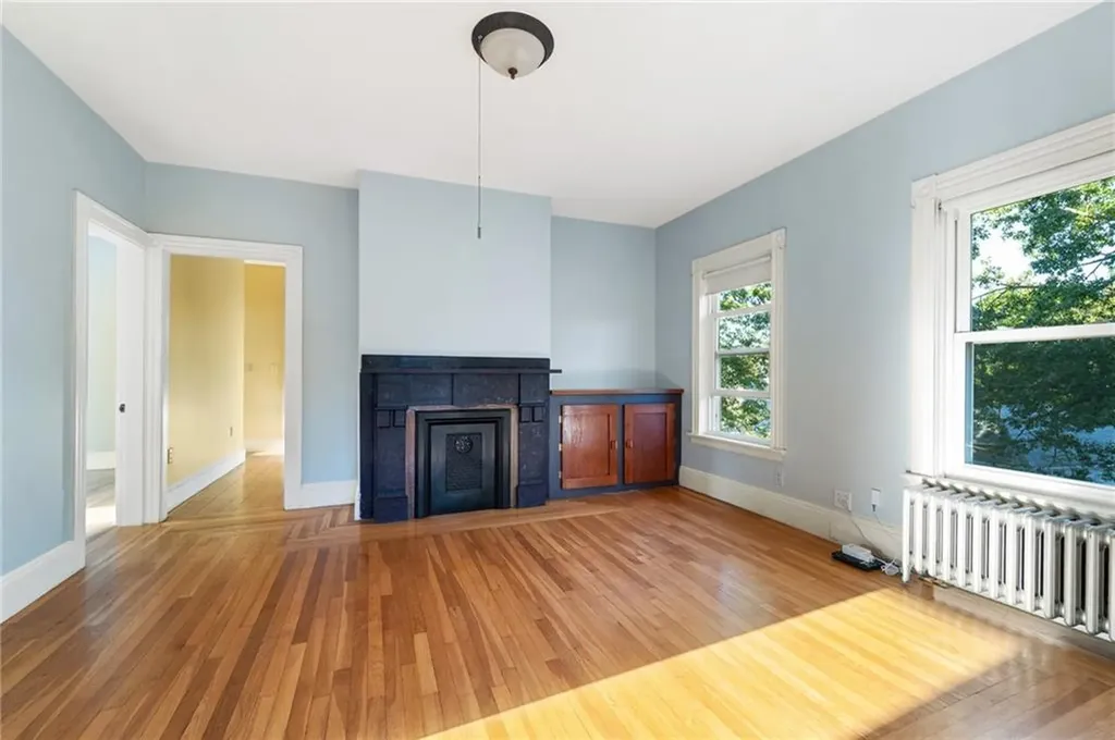 173 Grand Avenue Cranston RI 02905