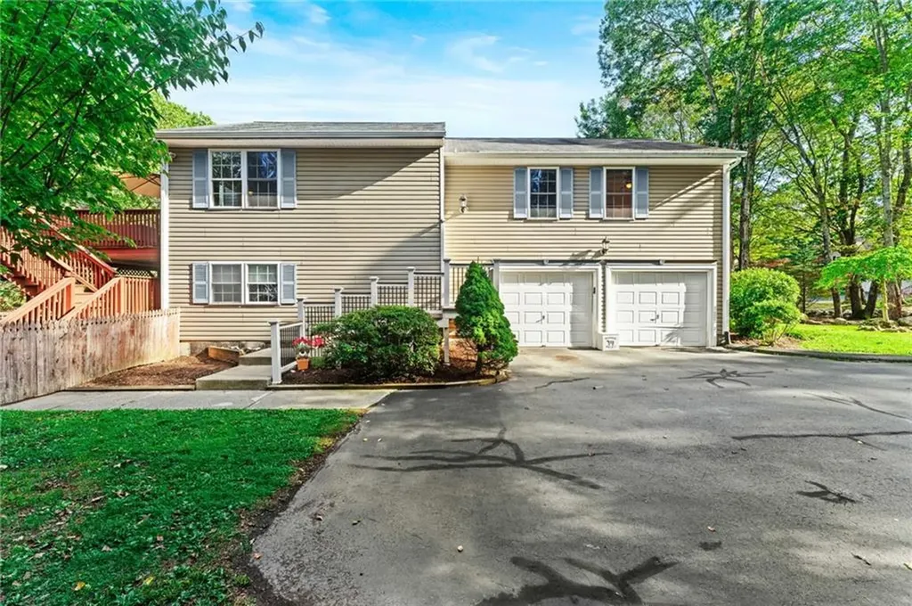 42 Golden View Drive Johnston RI 02919