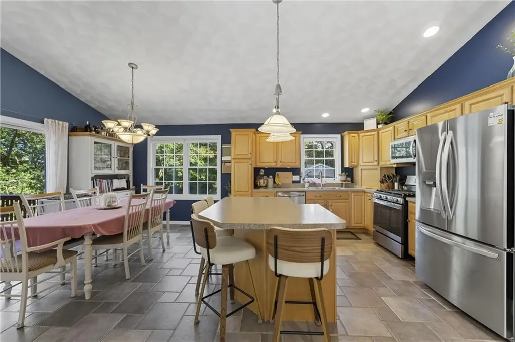 42 Golden View Drive Johnston RI 02919
