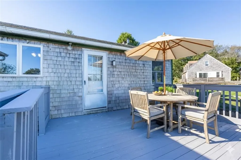 49 Dexter Street Portsmouth RI 02871